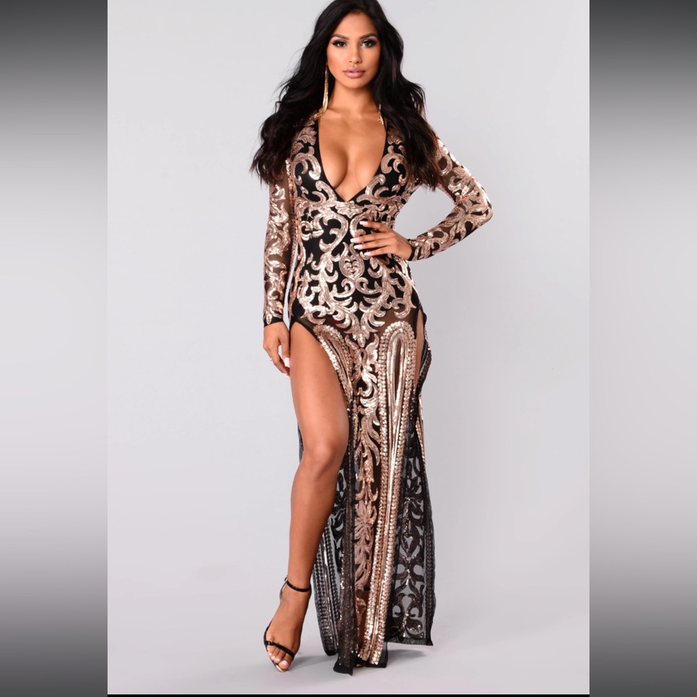 Fashion Nova Queen of SpadesSequin Dress Black/Rose S
